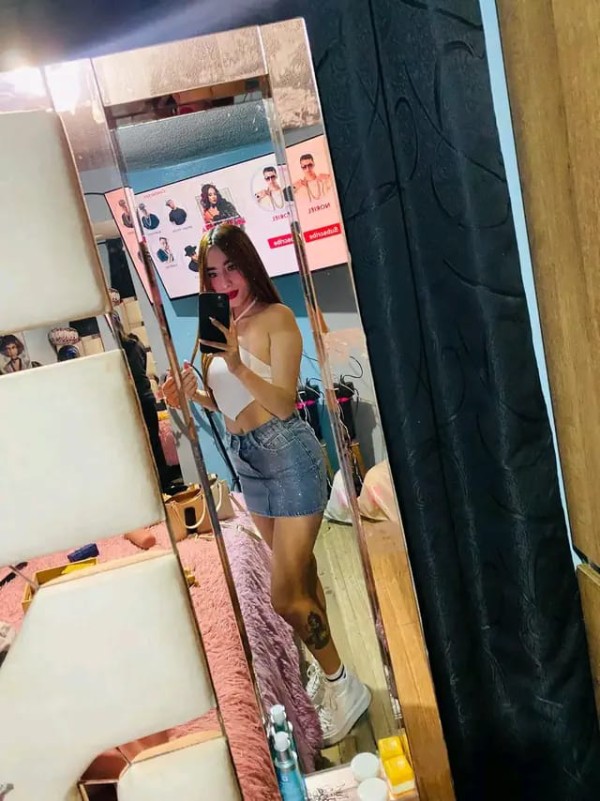 SOY CORAL CACHONDA SOY FIESTERA FULL ATOPE