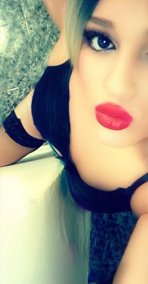 TRANS CARIÑOSA Y SIN PRISAS TRATO DE NOVIOS SEVILLA ESTE