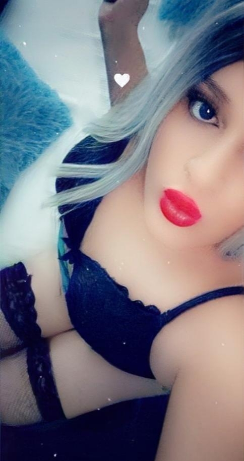 TRANS CARIÑOSA Y SIN PRISAS TRATO DE NOVIOS SEVILLA ESTE