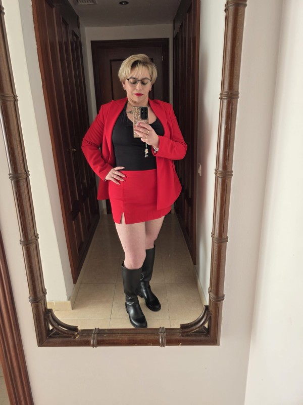 Nueva en estepona fiestera sin limites