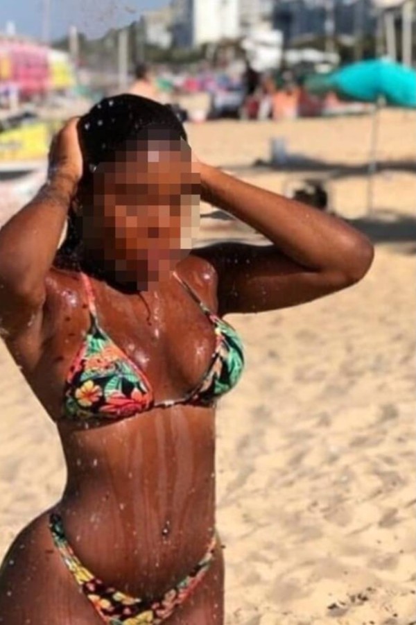 Ardiente apasionada mojadito chochito  fiestera  en san sebastian