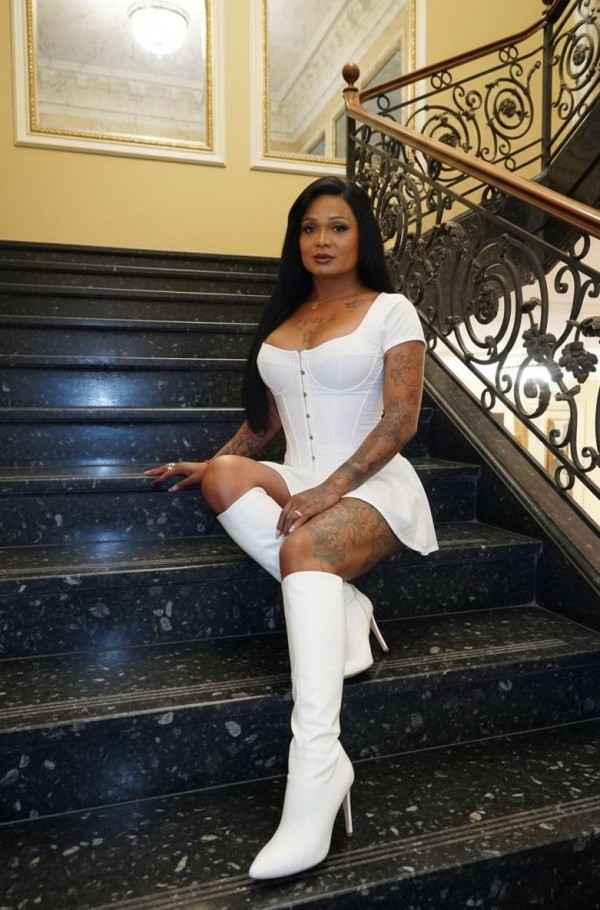 MORENA caliente y guquetona para tus ratos