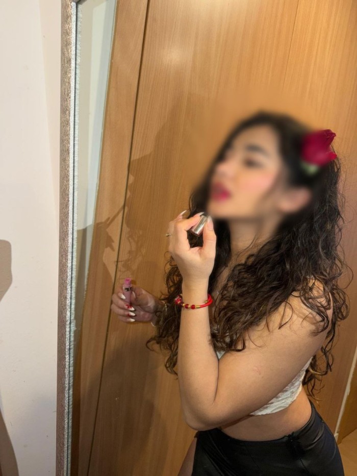 DELGADITA REALMENTE FIESTERA TRATO DE NOVIO VEN