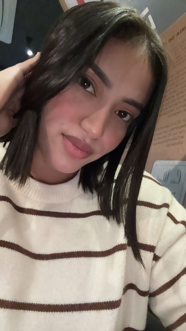 LINDA  JOVENCITA ALEGRE Y MUY DIVERTIDA