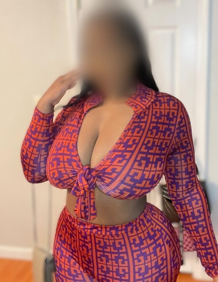 CAMILA TRAVIESA Y JUGUETONA EN PLASENCIA