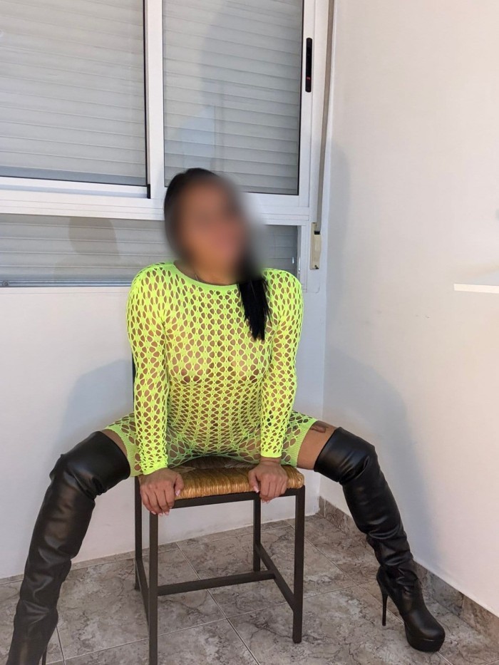 ARDIENTE FOGOSA NOVEDAD ESCORT COMPLETA