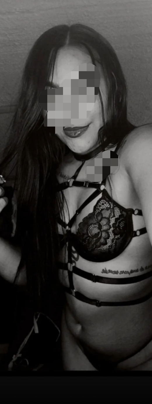 Linda arrecha y con ganas de mucha lechita