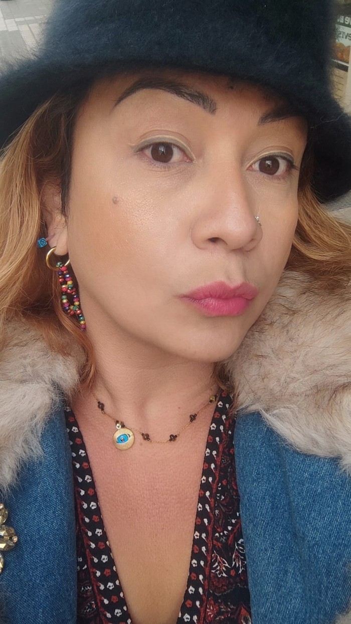 EN SANTIAGO DE COMPOSTELA ¡¡KASSANDRA!! TE OBLIGO A TRAGAR MI LECHE