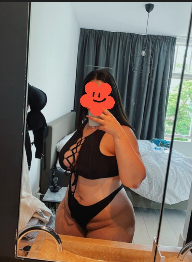 GORDITA CACHONDA FOTO REAL