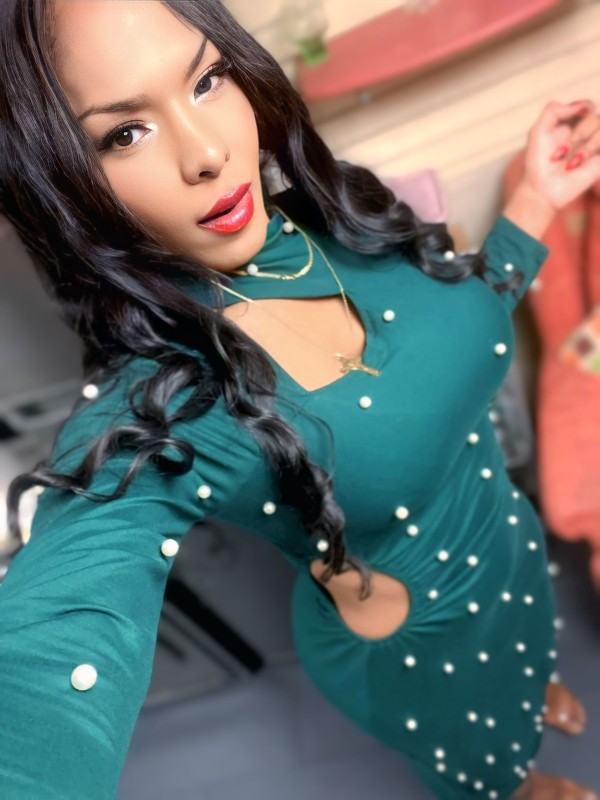 Novedad alexandra cachonda fiestera