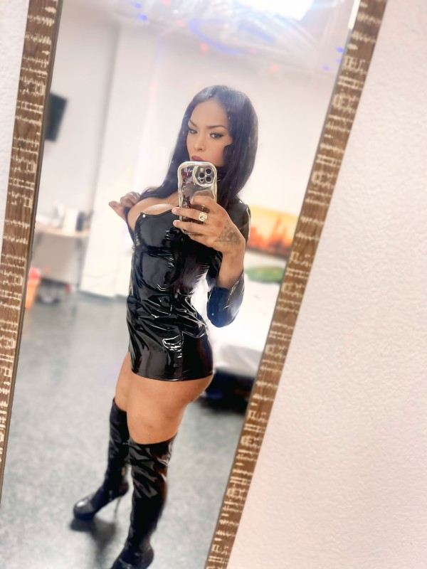 Novedad alexandra cachonda fiestera