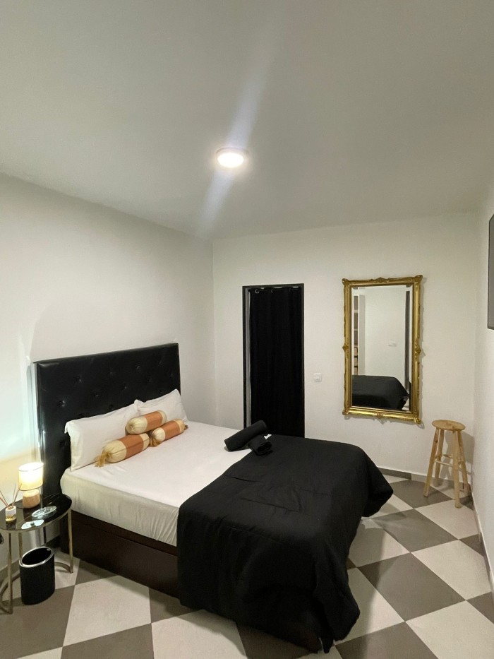Habitaciones para chicas independientes.