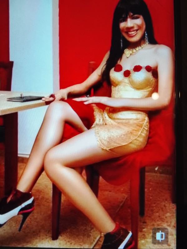 travesti  WhatsApp 637 243 518