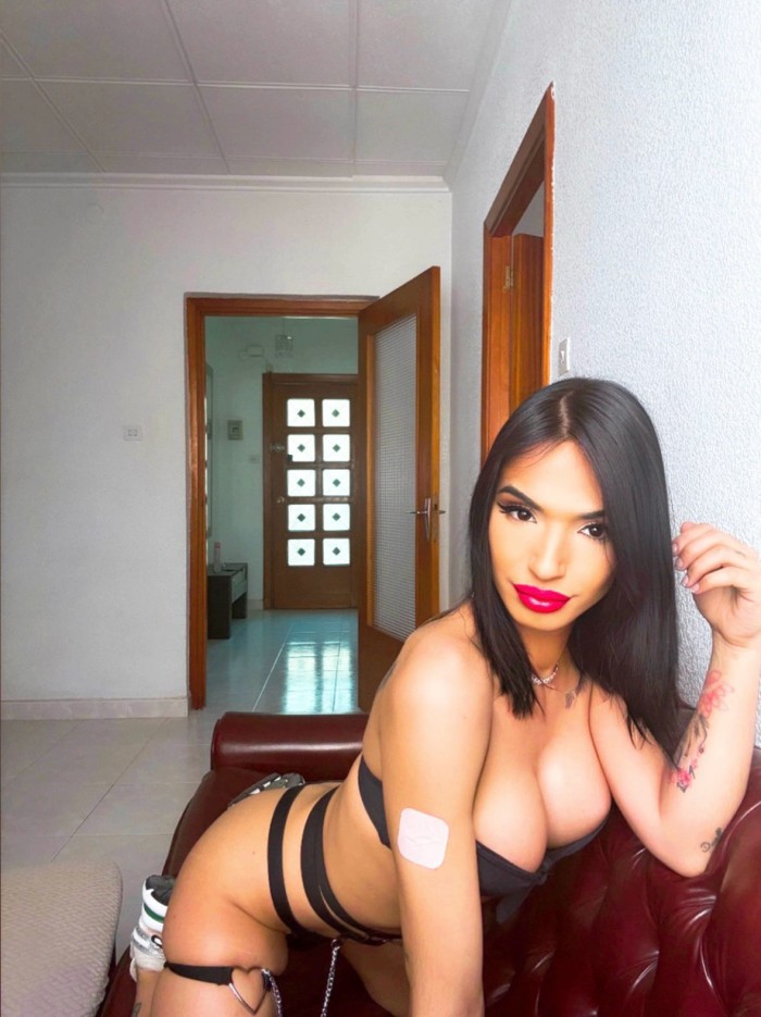 SEXY  SPANISH PERVERSA FOGOSA TRANS CACHONDA PARA TI NOVEDAD LLÁMAME