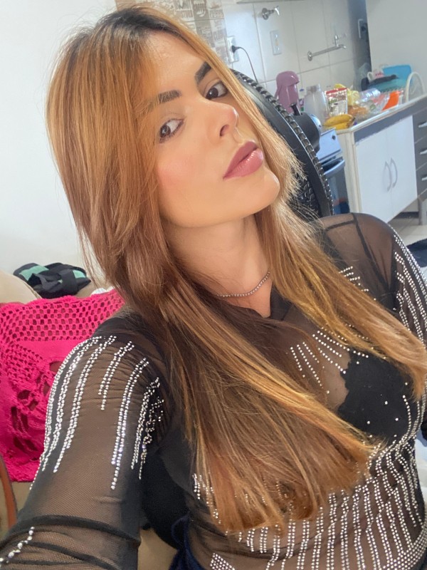 Rubia una bomba de placer