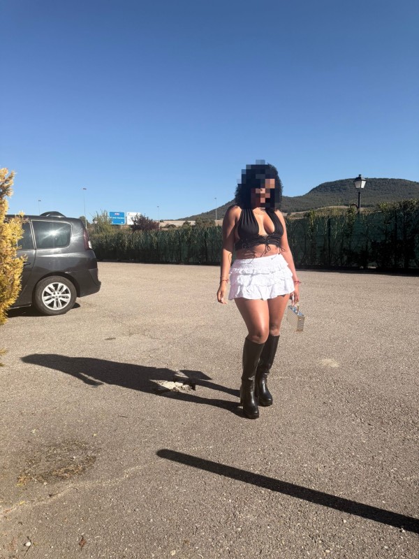 Mulata sorprendente nueva en la zona! Llámame o escríbeme