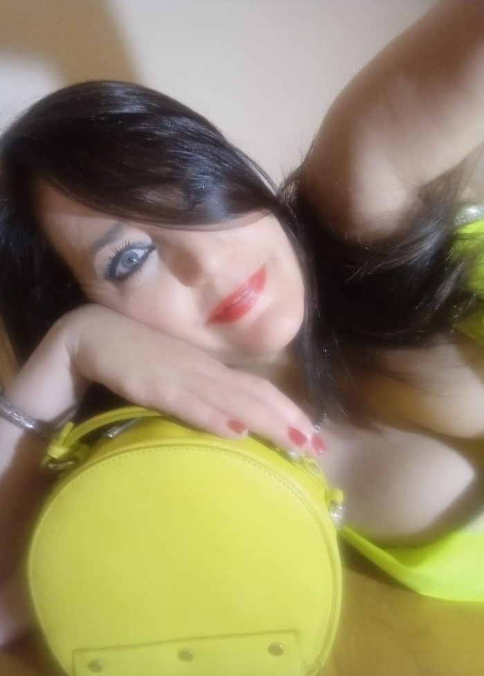 SOY VUESTRO VICIO, PURO MORBO. FOLLAME. FUESTERA