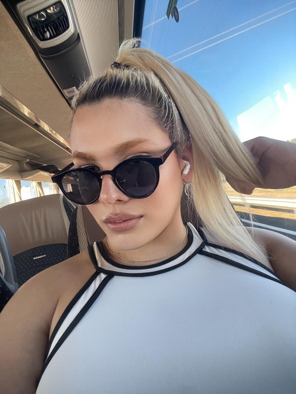 Joven española espectacular