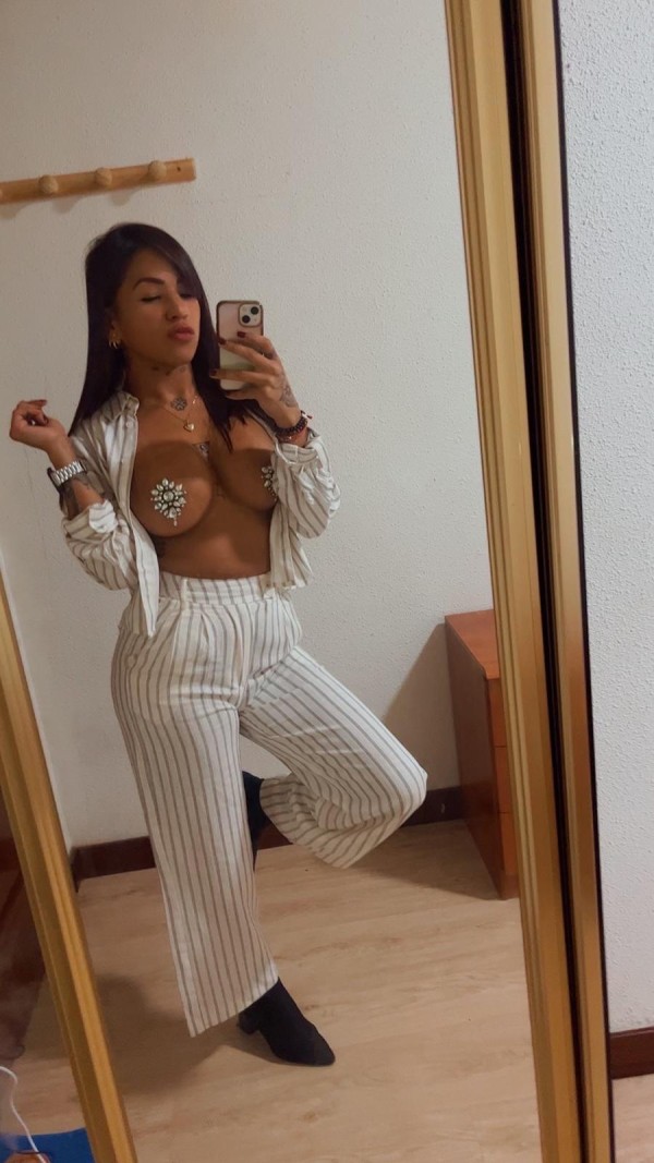 EL PLACER A MI LADO ES MAS RICO Y ESPECIAL