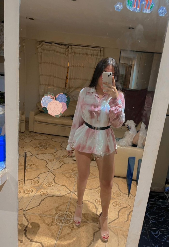 Latina cachonda  dulce y provocadora