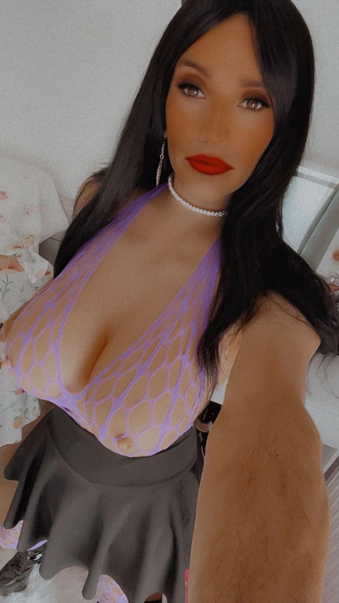 Vendo vídeos caseros muy calientes 2×15€, 3×20€