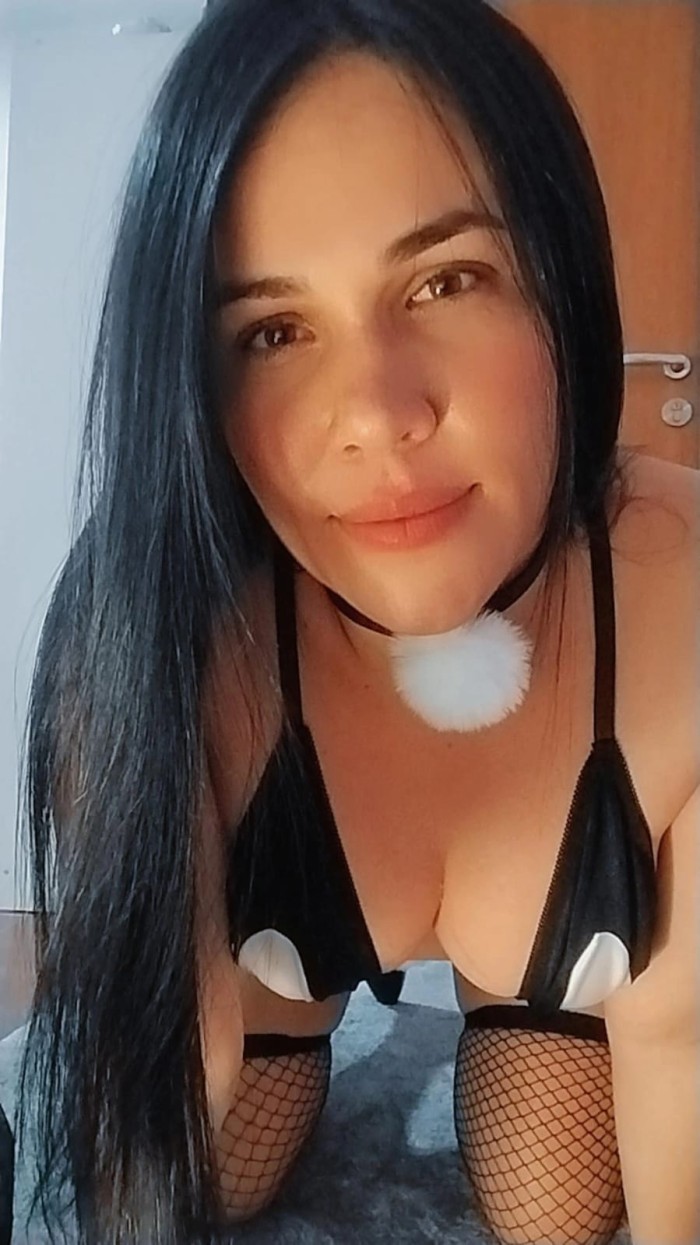 VEN PAPI DAME DURO TODO !!!!! VIA JULIA