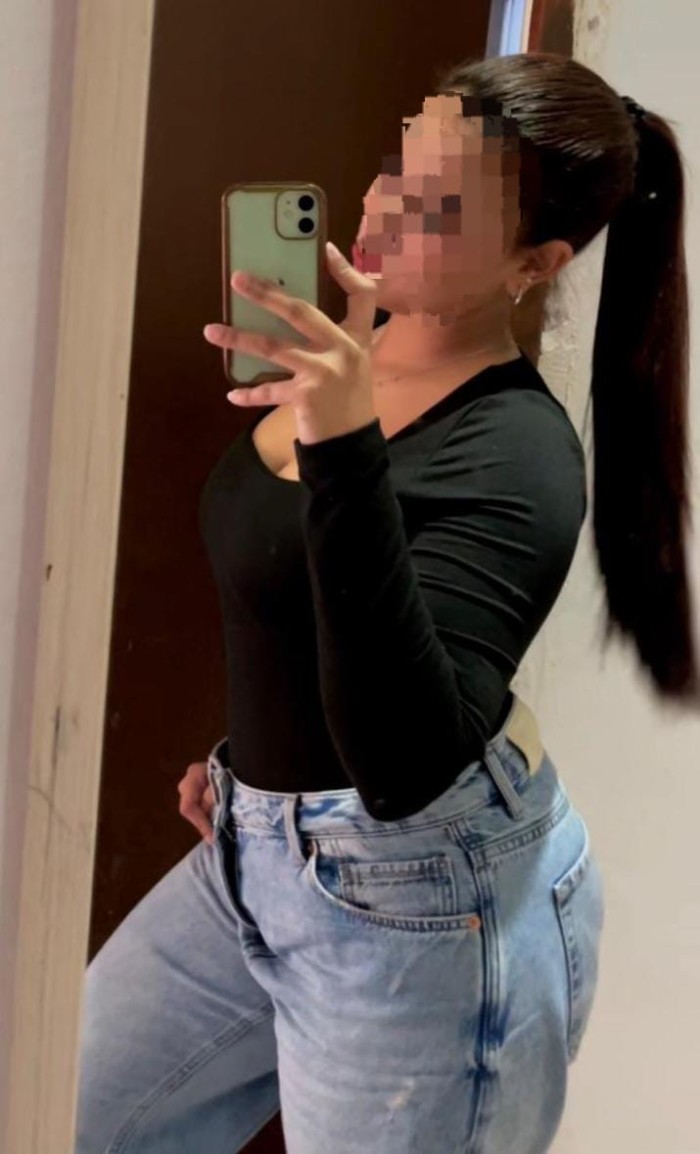 LATINA SIN TABUES PARA EL SEXO ALOCADO