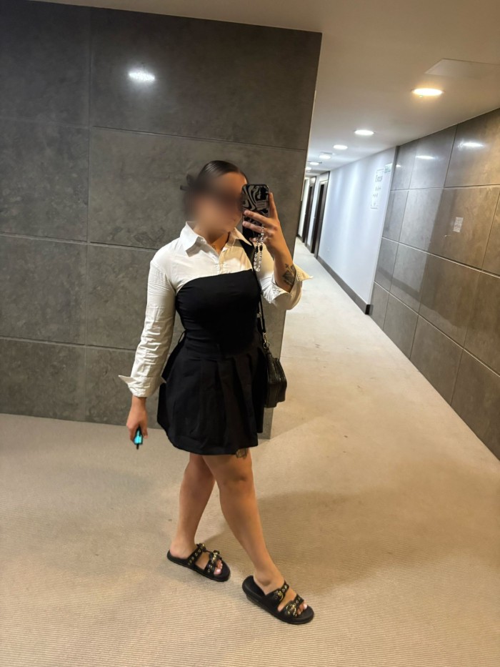 ¡¡¡NOVEDAD!!! gallega universitaria NO NEGOCIO