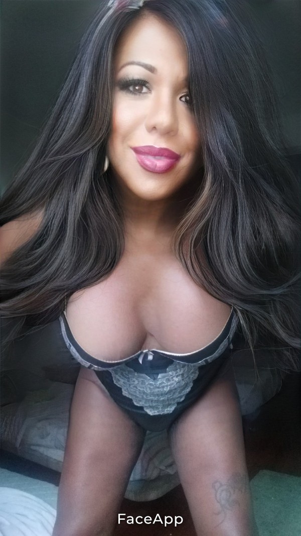 Transexual lugo nicol fiestera massagista