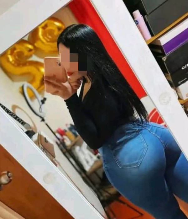 Soy lo que buscas cachonda y fiestera primera vez en MADRID