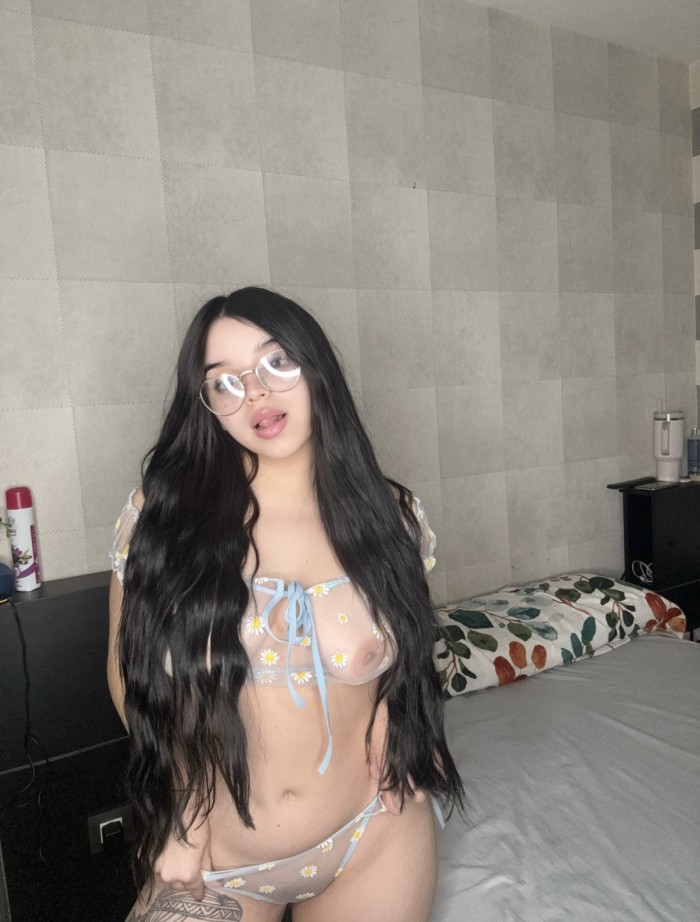 HOLA BEBE ESTOY UNOS DIAS EN ALMERIA