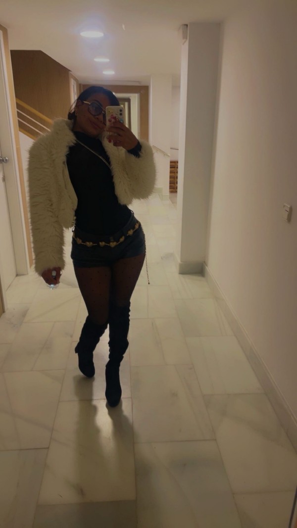 NIKOL linda mulata IBIZA