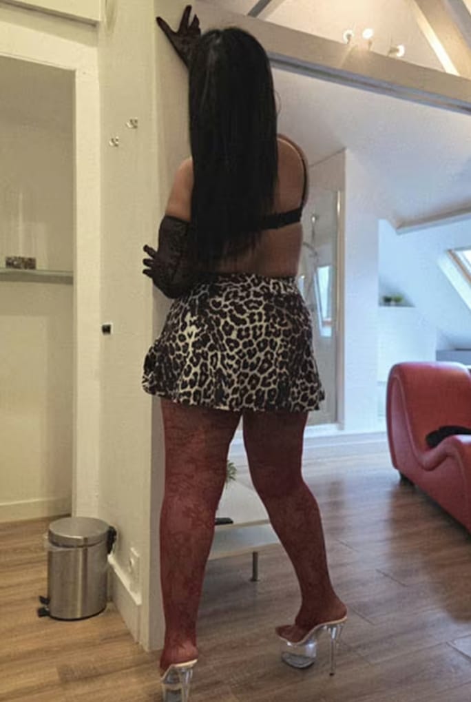 EXCLUSIVA MARROQUI VIP TODA UNA DIOSA PARA TI