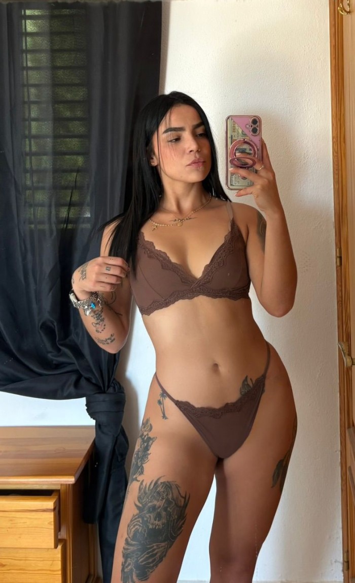 JOVEN de LUJO, PRECIOSA CHICA SÚPER SENSUAL