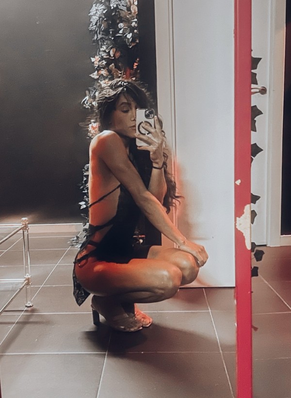 Fiestera top novedad en Fuenlabrada, cachonda complaciente