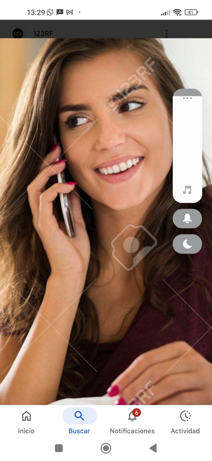 Línea erótica busca telefonistas españolas