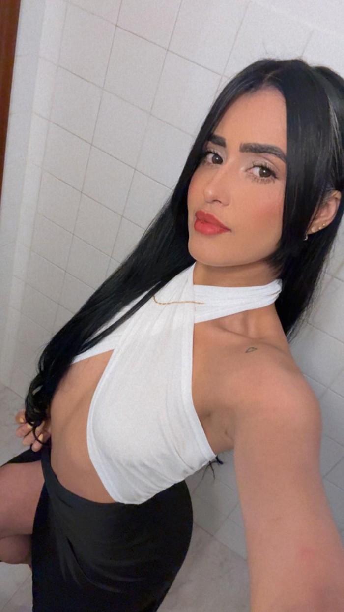 Impresionante colombiana muy cachonda