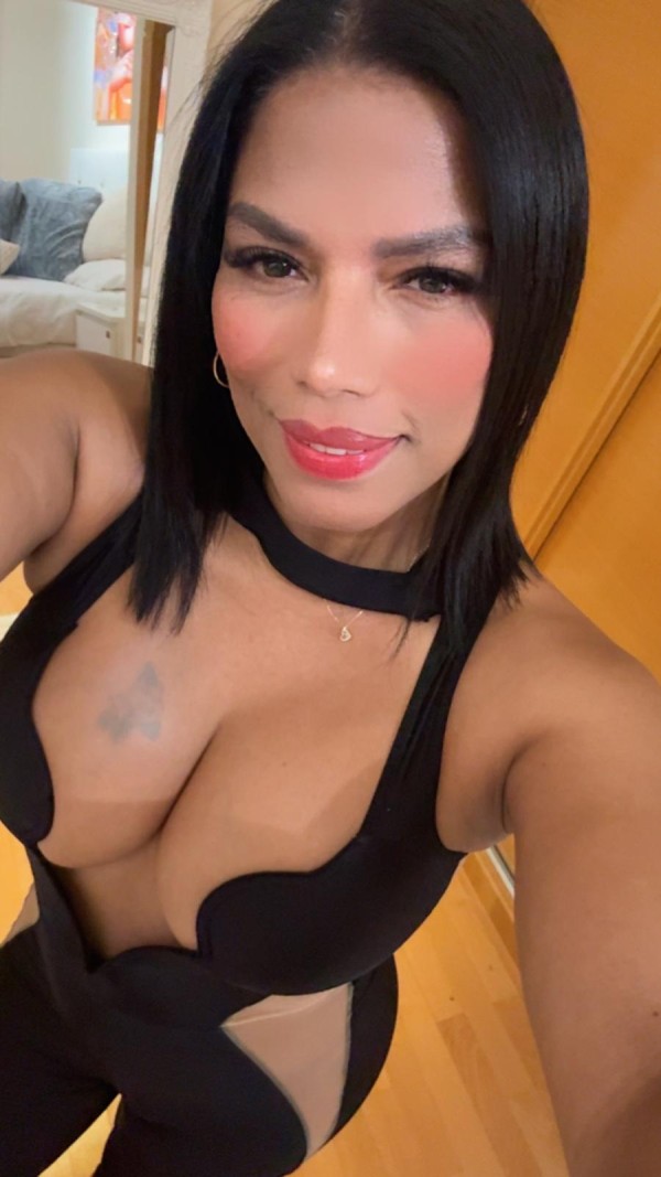 DANIELA LATINA CON GANAS DE FOLLAR