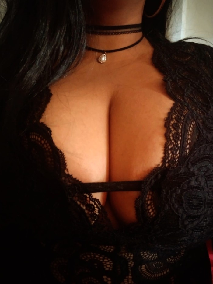 ANNY, LATINA MUY COMPLACIENTE