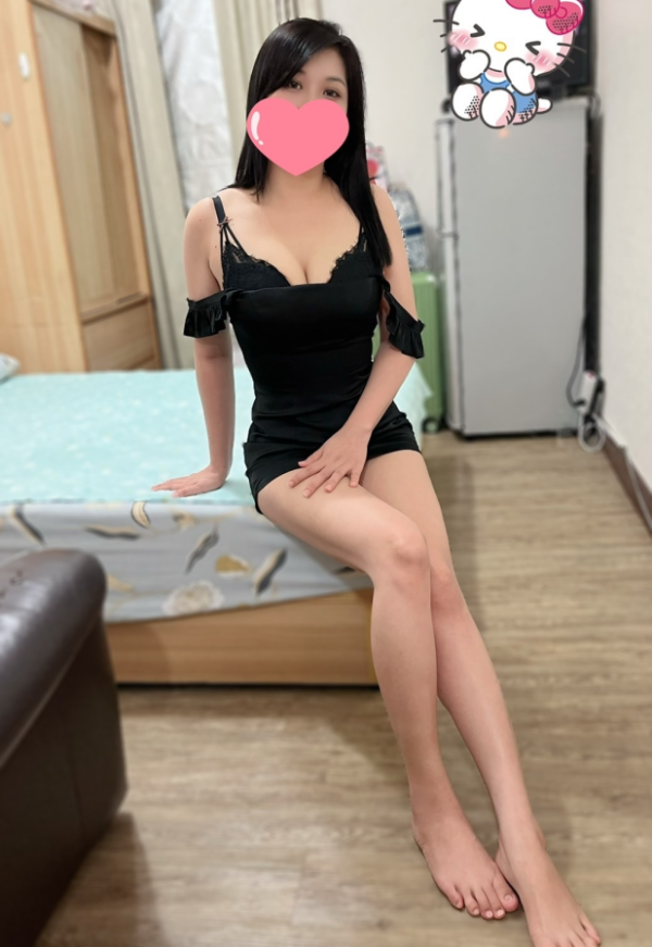 NUEVAS ESCORTS HERMOSAS DELGADAS CARIÑOSAS