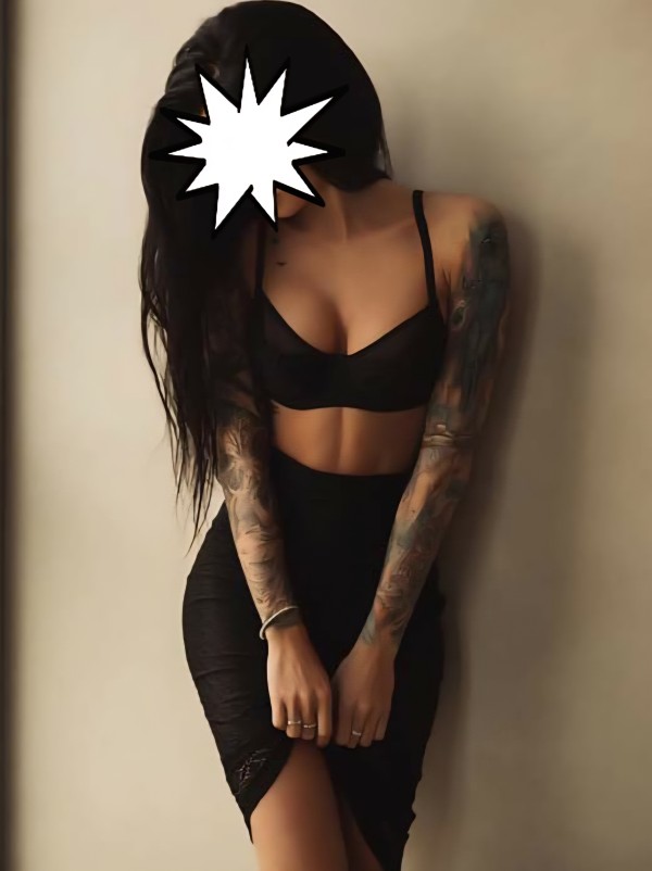 GUAPISIMAS AMIGAS ESPAÑOLAS Y LATINAS TB SALIDAS