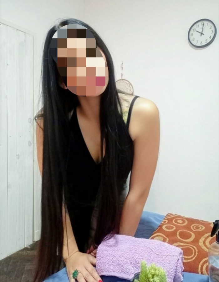 Masajista novedad española terapeuta