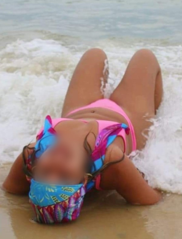 Rubia con CURVAS vigo