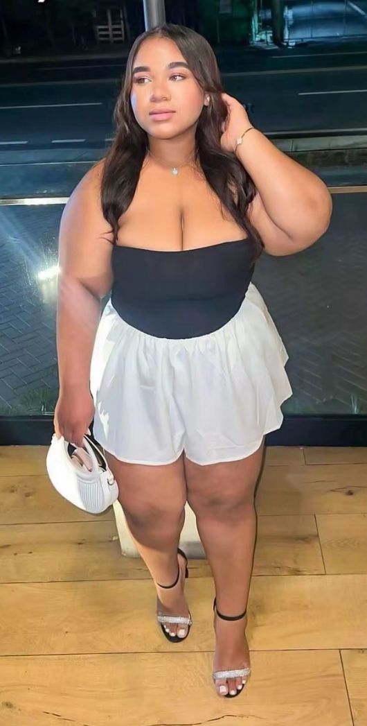 Besos con lengua caricias