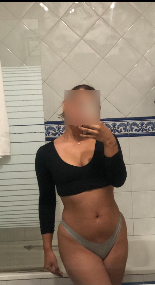 BELLA ESCORT CON GANAS DE FIESTA Y CACHONDEO