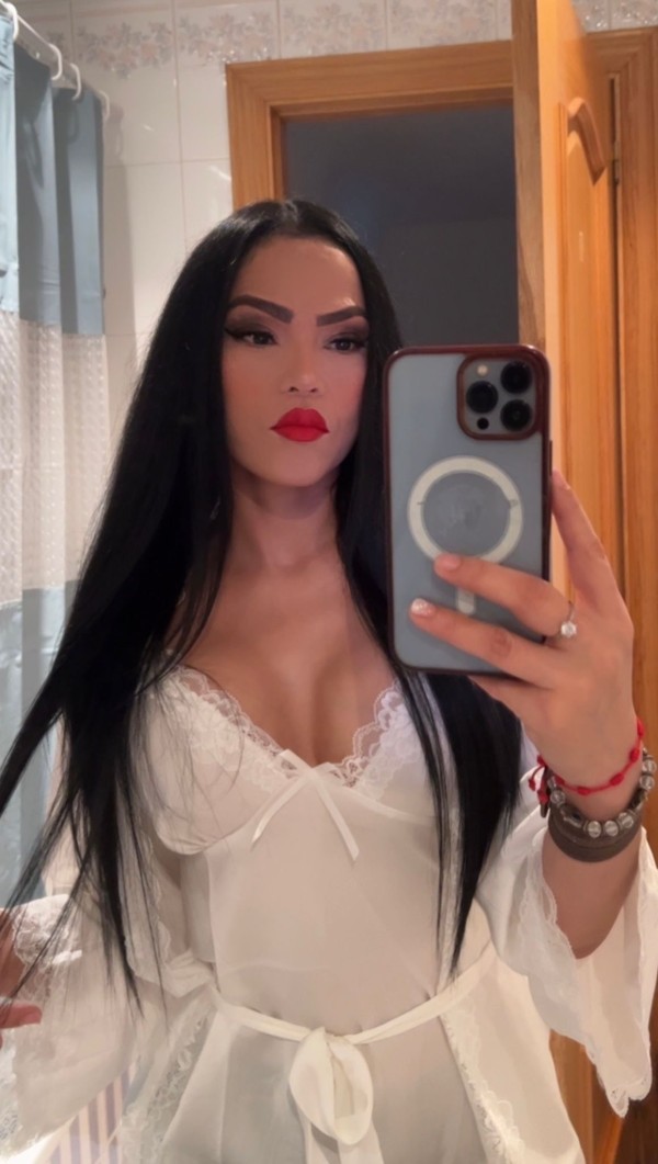 NOVEDAD ♡ SARA ♡ TENGO LAS POSTURAS MÁS CALIENTES