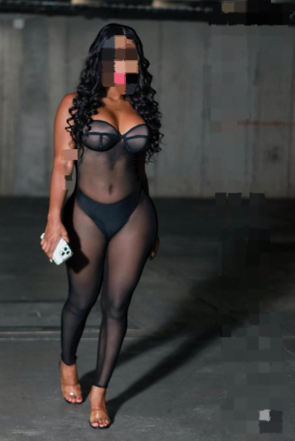 Morena ardient squírting culo aguantador  fiestera salidas 24horas