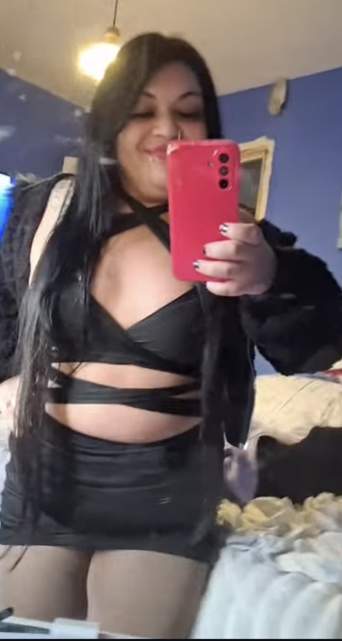 JOVENCITA ESPAÑOLA CURVY MUY FOGOSA