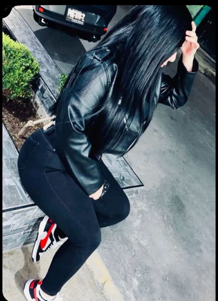 Joven colombiana recién llegada