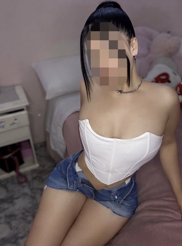 Preciosa alegre extrovertida y fi4st4ra